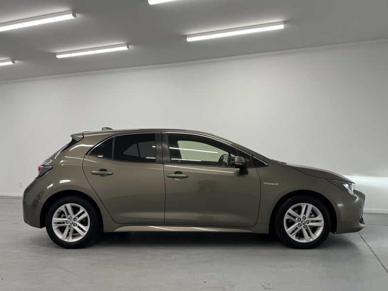 2020 Toyota Corolla Sport 1.8 Hybrid image 3