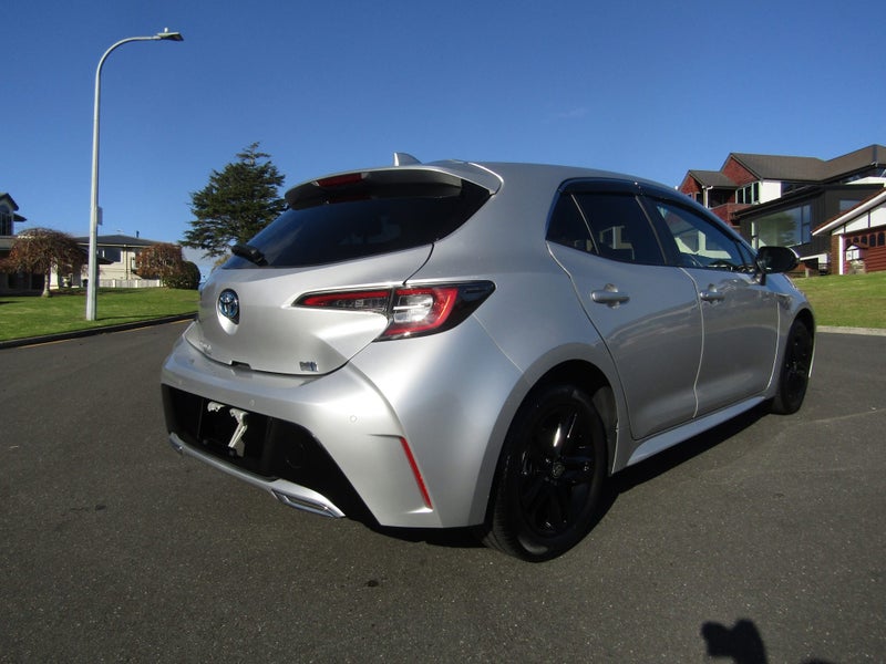 2020 Toyota Corolla Sport 1.8 Hybrid G spec image 3