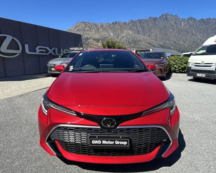 2020 Toyota Corolla Sport image 3
