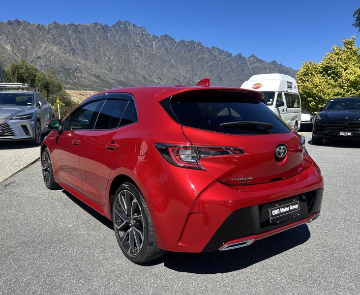2020 Toyota Corolla Sport image 4
