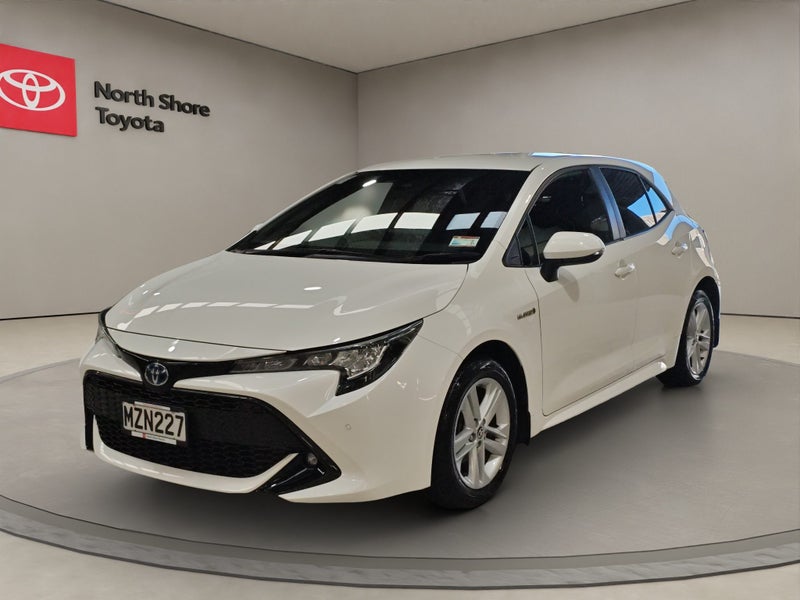 2020 Toyota Corolla SX 1.8L Hybrid FWD Hatchback image 3