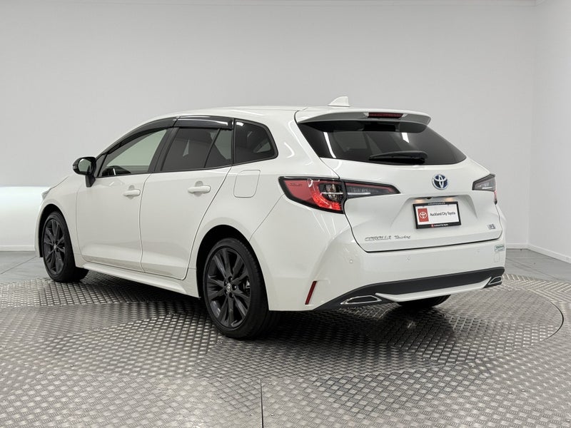 2020 Toyota Corolla Touring 1.8 Hybrid image 5