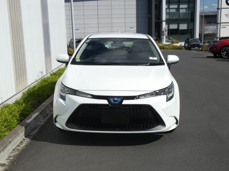 2020 Toyota Corolla Touring 1.8 Hybrid G X image 4