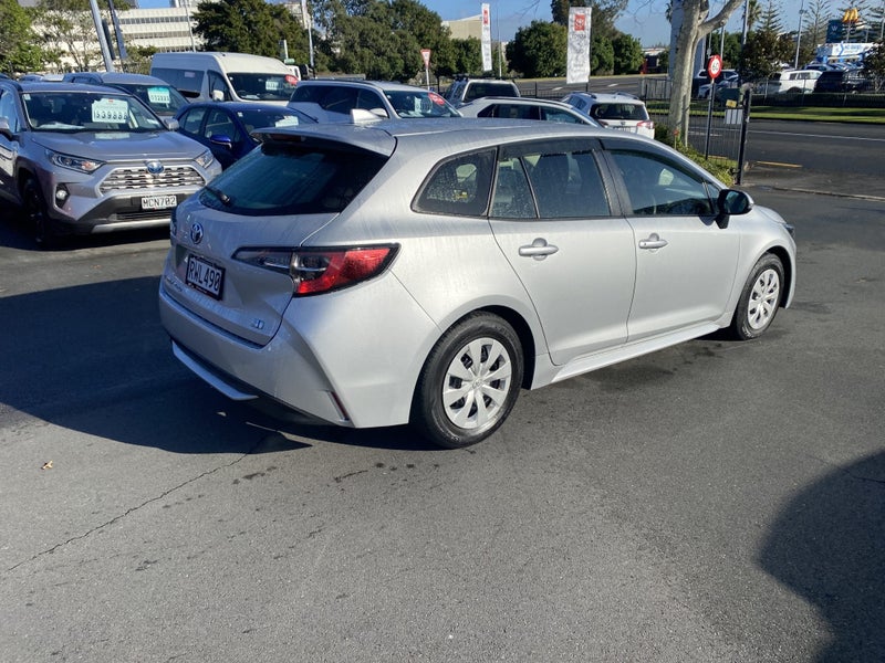 2020 Toyota Corolla Touring 1.8 Hybrid G X image 2