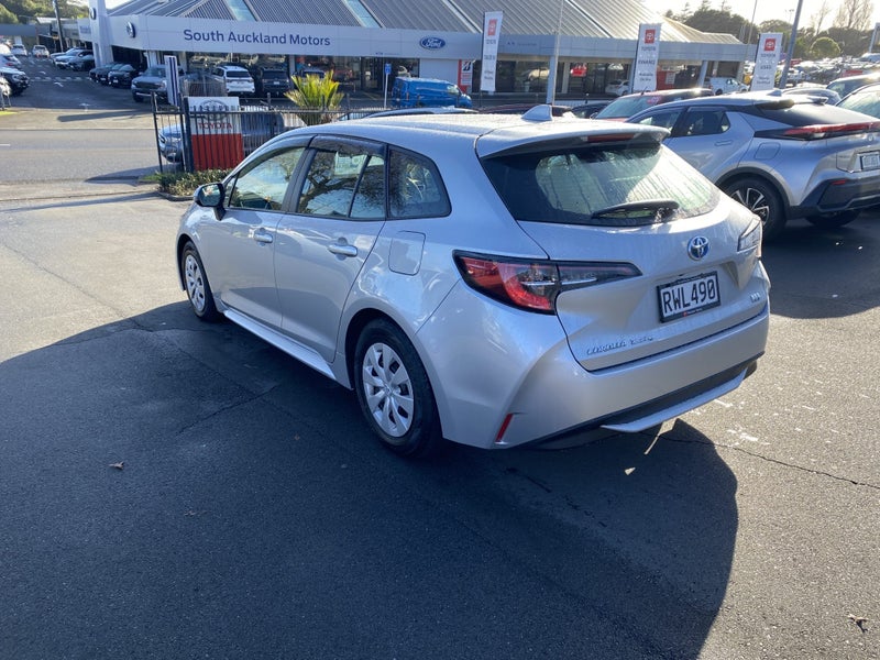 2020 Toyota Corolla Touring 1.8 Hybrid G X image 5