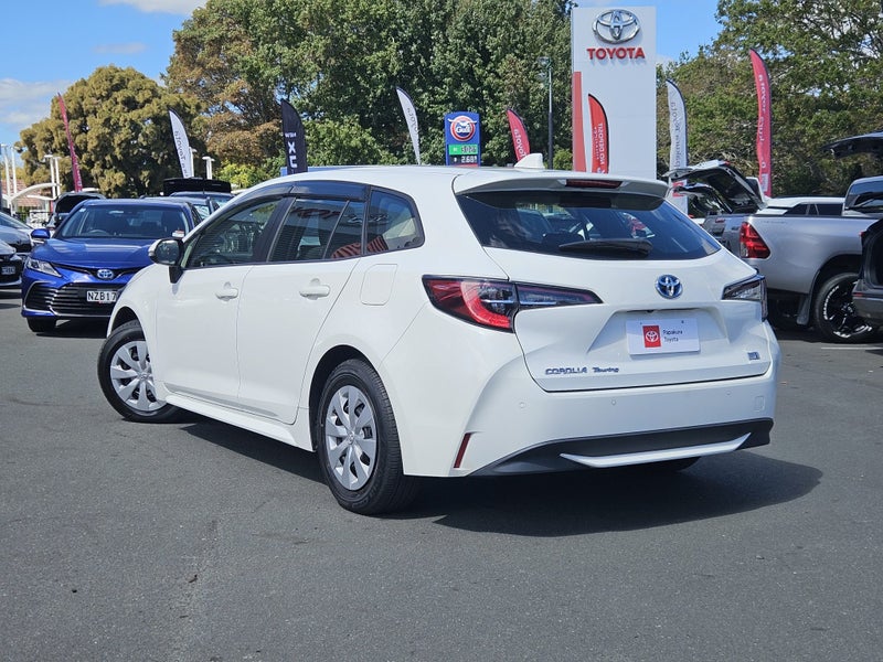 2020 Toyota Corolla Touring 1.8 Hybrid G X HYBRID image 3