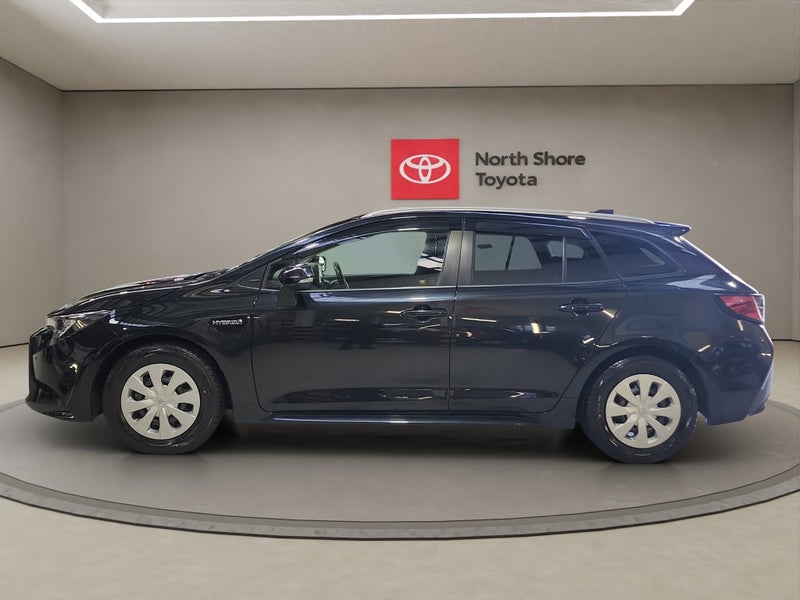 2020 Toyota Corolla Touring 1.8 Hybrid G X Plus... image 4