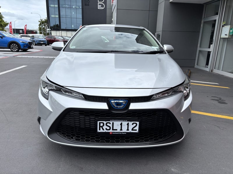 2020 Toyota Corolla Touring 1.8 Hybrid GX image 4