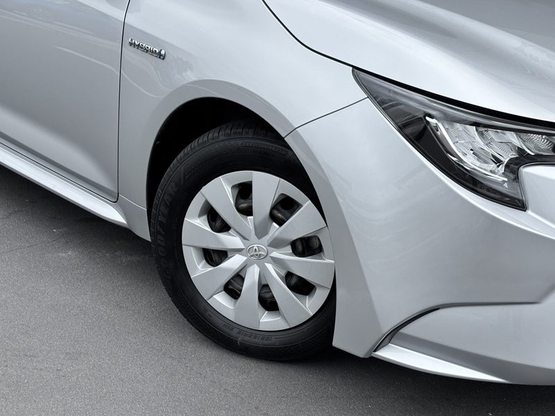 2020 Toyota Corolla Touring 1.8 Hybrid GX image 5