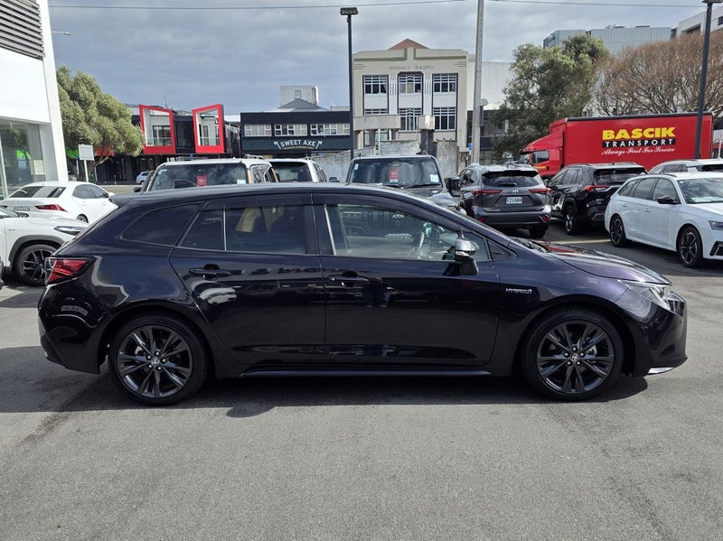 2020 Toyota Corolla Touring 1.8 Hybrid WxB 5 Dr... image 3