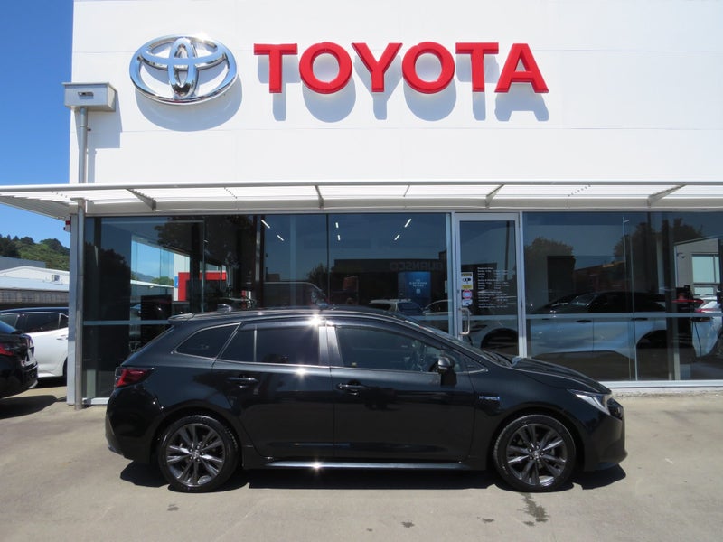 2020 Toyota Corolla Touring 1.8 Hybrid WxB 5 Dr... image 4
