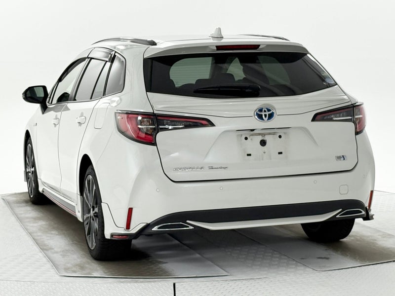 2020 Toyota Corolla Touring 1.8 Hybrid WxB 5 Dr... image 5