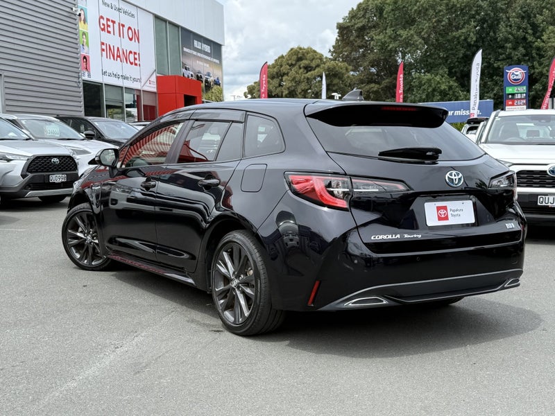 2020 Toyota Corolla Touring 1.8 Hybrid WxB image 3