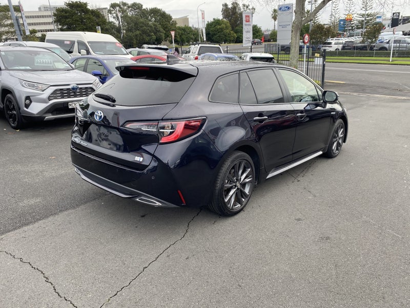 2020 Toyota Corolla Touring 1.8 Hybrid WxB image 2