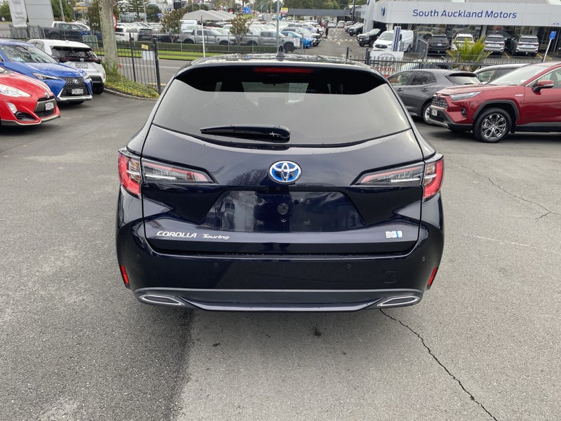 2020 Toyota Corolla Touring 1.8 Hybrid WxB image 3