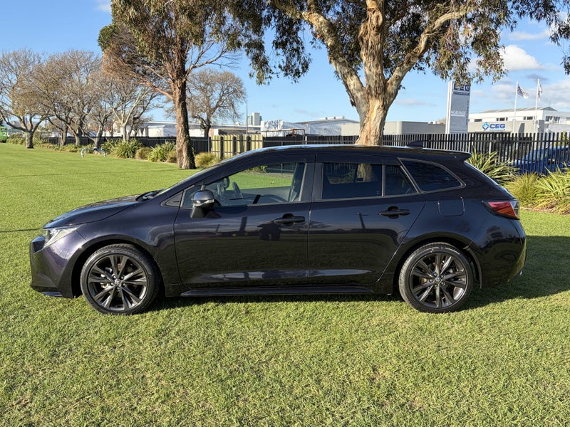 2020 Toyota Corolla Touring 1.8 Hybrid WxB Auto... image 5
