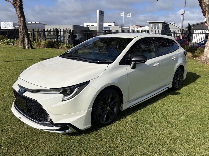 2020 Toyota Corolla Touring 1.8 Hybrid WxB Auto... image 3