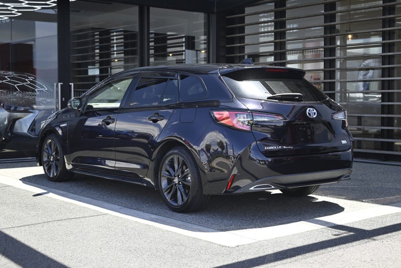 2020 Toyota Corolla Touring 1.8 Hybrid WXB FWD... image 2