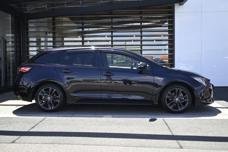 2020 Toyota Corolla Touring 1.8 Hybrid WXB FWD... image 5