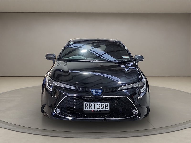 2020 Toyota Corolla Touring 1.8L Hybrid Station... image 2