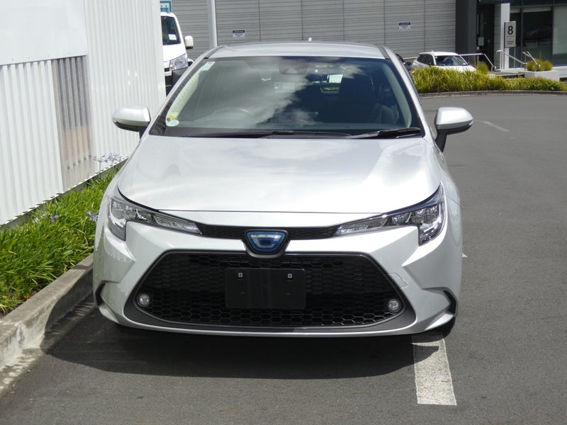 2020 Toyota Corolla Touring G-X 1.8 Hybrid image 4