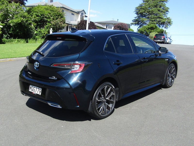 2020 Toyota Corolla ZR 1.8P HYBRID image 3