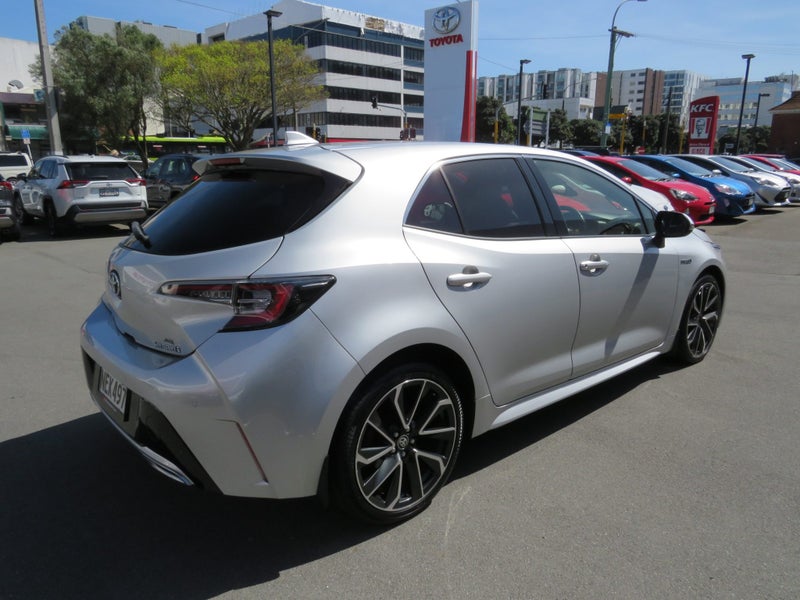 2020 Toyota Corolla ZR 1.8P Hybrid CVT image 4