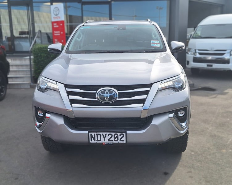 2020 Toyota Fortuner GXL 2.8DT 6AT 4WD/4X4, Auto image 2