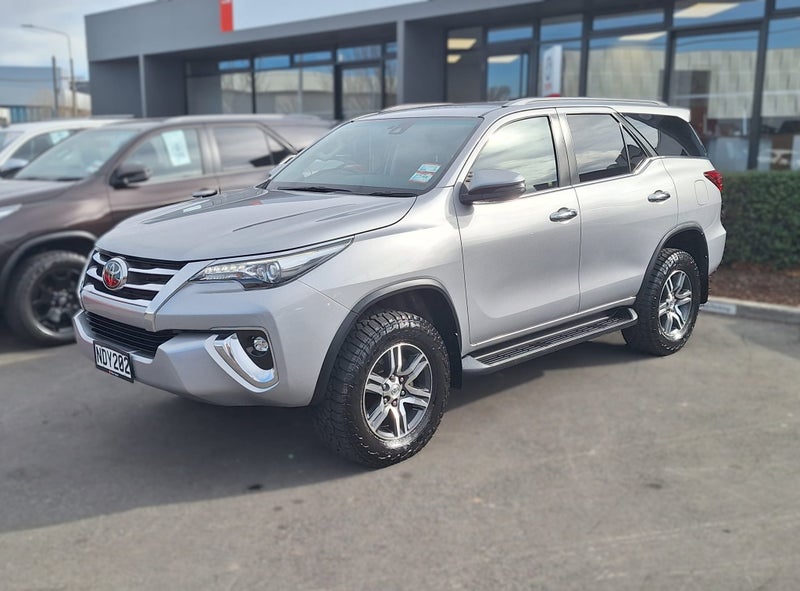 2020 Toyota Fortuner GXL 2.8DT 6AT 4WD/4X4, Auto image 3