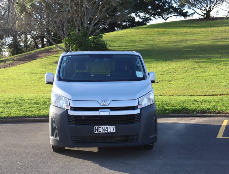 2020 Toyota Hiace 2020 ZR 2.8DT 6MT RWD GVN/5D/2S image 5