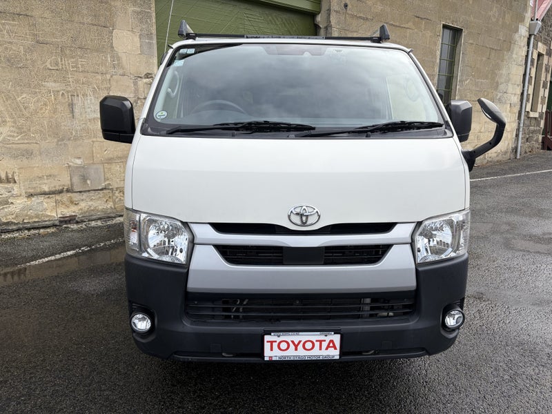 2020 Toyota Hiace DX image 2