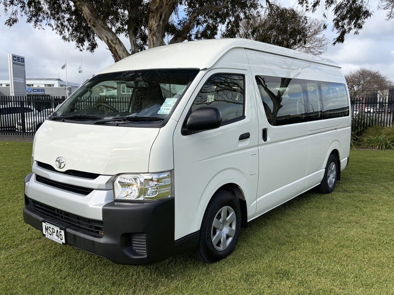 2020 Toyota Hiace MINIBUS RWD 3.0TD Automatic V... image 3