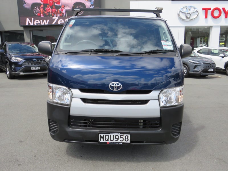 2020 Toyota Hiace ZL RWD 3.0TD VAN image 2