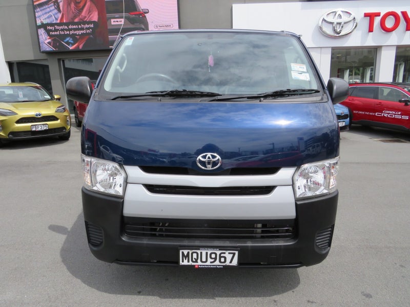 2020 Toyota Hiace ZL RWD 3.0TD VAN MANUAL image 2