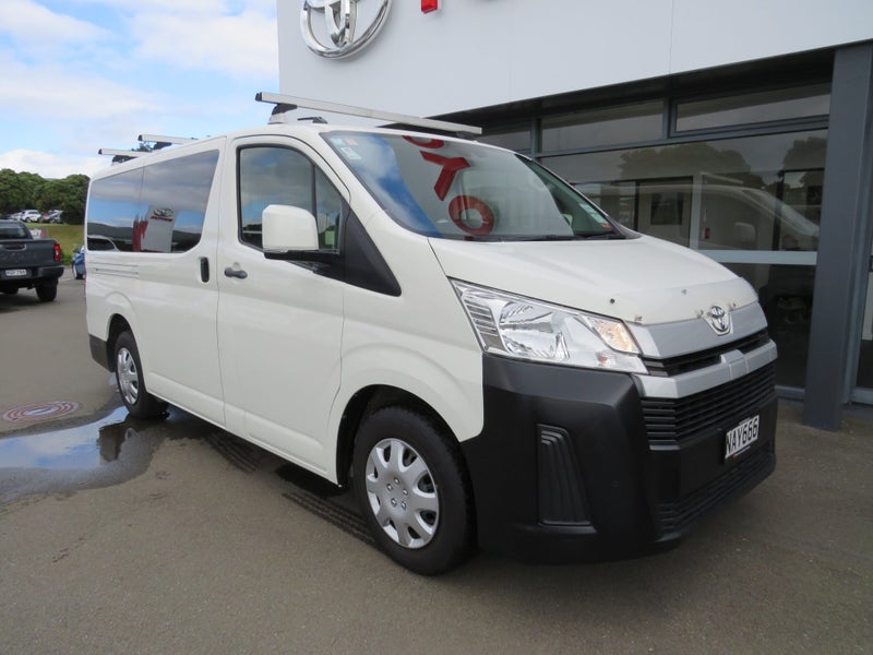 2020 Toyota Hiace ZR 2.8DT 6AT image 2