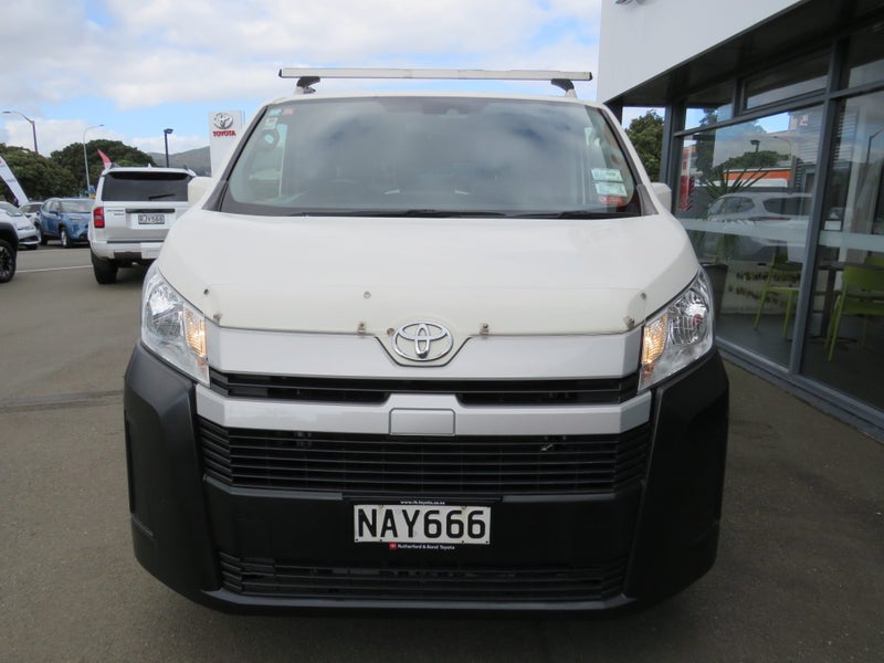 2020 Toyota Hiace ZR 2.8DT 6AT image 3