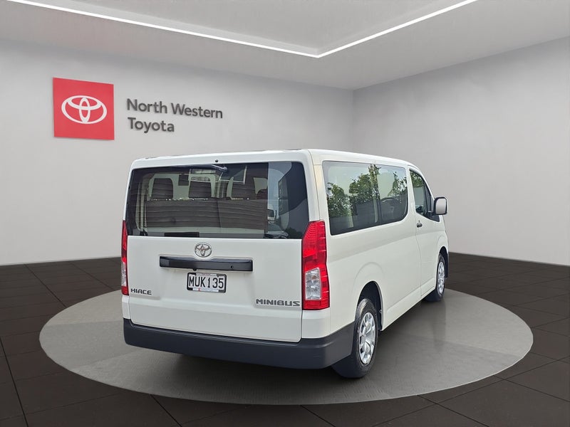2020 Toyota Hiace ZR 2.8DT 6AT RWD MB/4D/10S (H... image 5