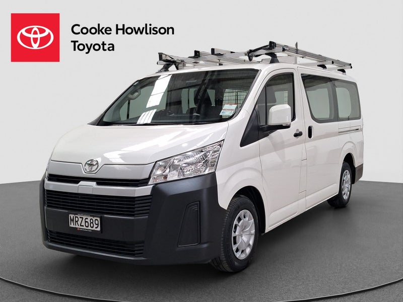 2020 Toyota Hiace ZR 2.8DT 6MT image 3