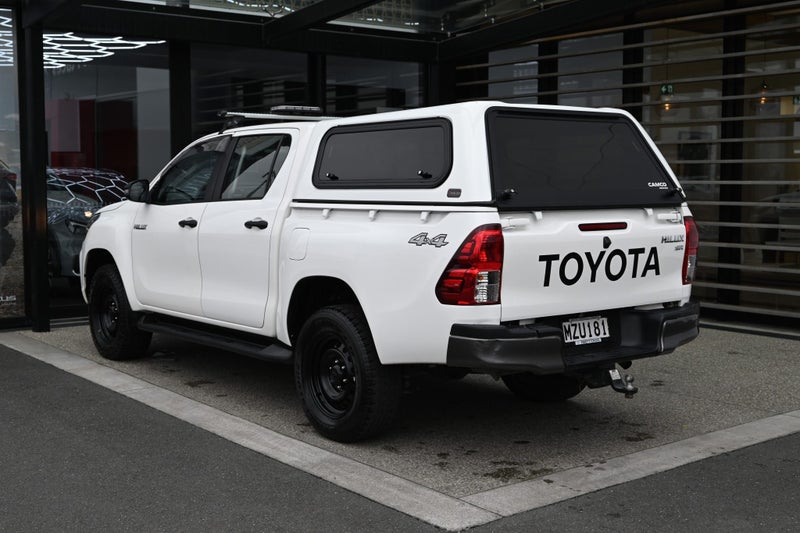 2020 Toyota Hilux SR 2.8 Turbo Diesel 4WD Utility image 2