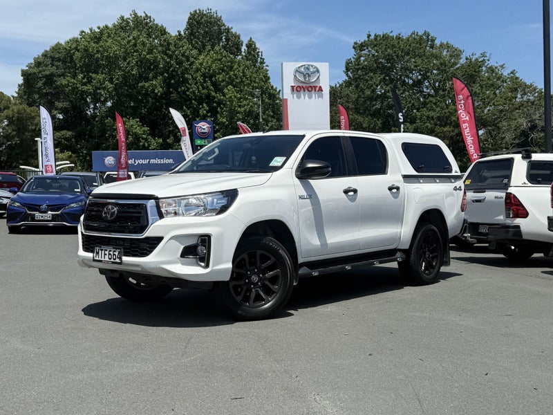 2020 Toyota Hilux SR 2.8DT 4WD image 2