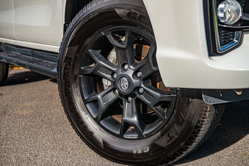2020 Toyota Hilux SR 2.8DT 6AT 2WD image 3