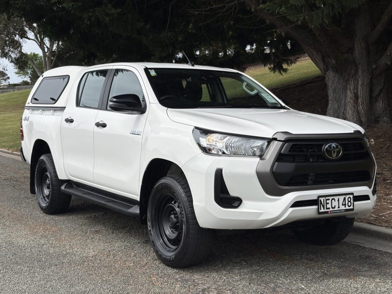2020 Toyota Hilux SR 2.8DT 6AT 4WD DCW/4D/5S image 2