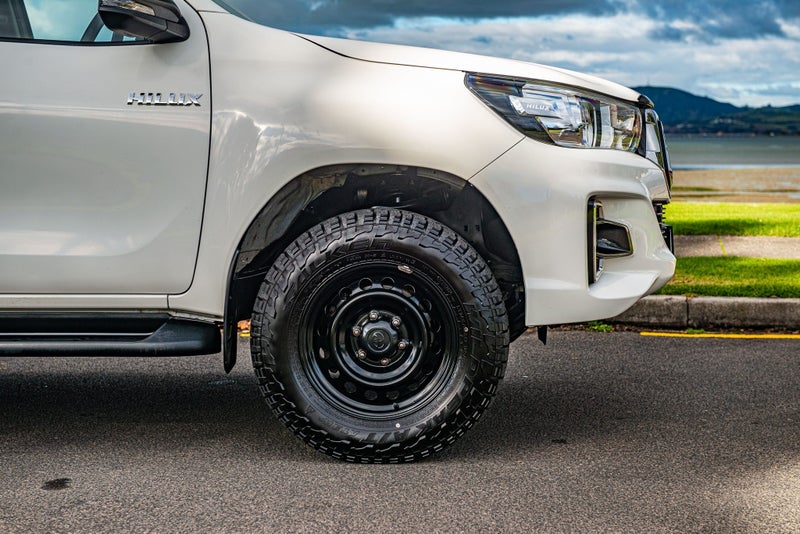2020 Toyota Hilux SR 2.8DT 6MT 2WD image 4