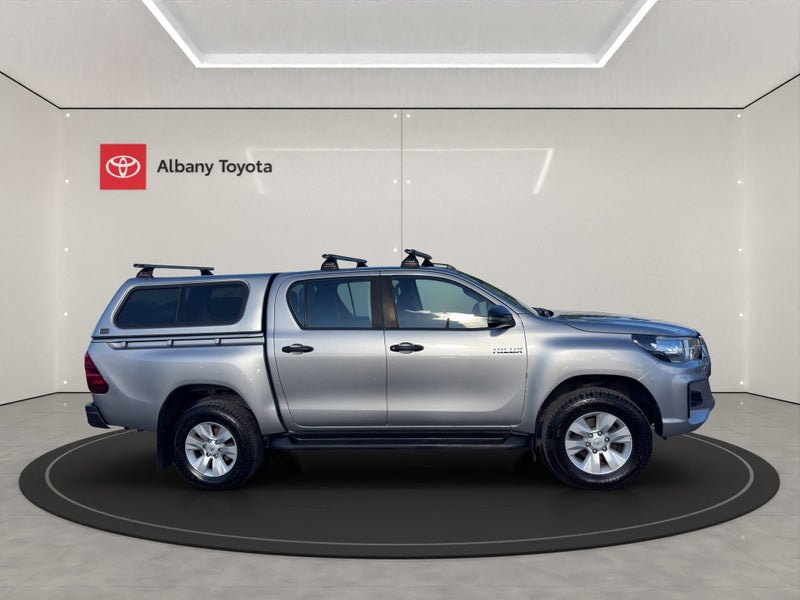2020 Toyota Hilux SR 2.8DT 6MT 2WD DCW/4D/5S (I... image 2