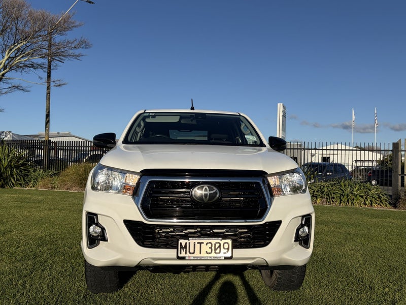 2020 Toyota Hilux SR 2.8DT Automatic 2WD Extra... image 2
