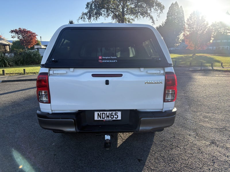 2020 Toyota Hilux SR TD DC 2.8DT/4WD image 4