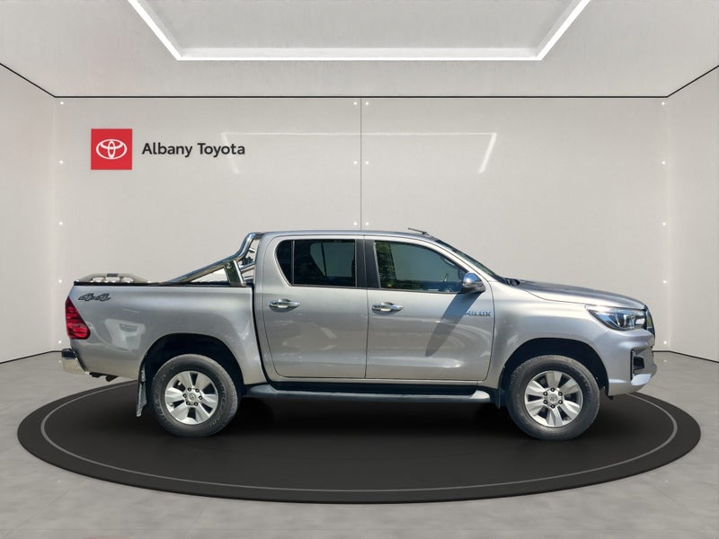 2020 Toyota Hilux SR5 2.8DT 6AT 4WD DCW/4D/5S (... image 2