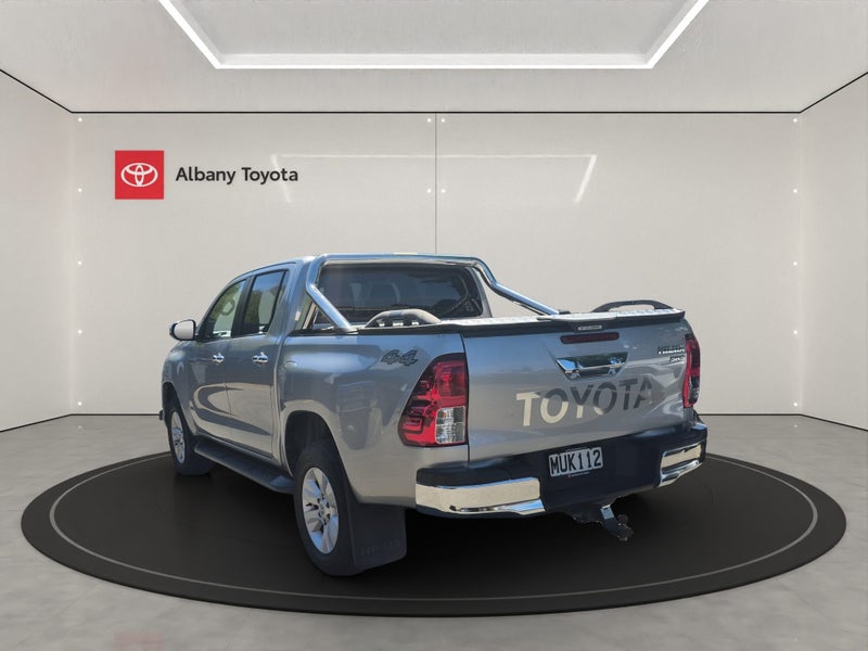 2020 Toyota Hilux SR5 2.8DT 6AT 4WD DCW/4D/5S (... image 5