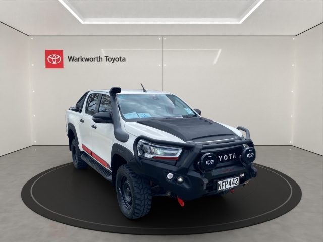 2020 Toyota Hilux SR5 2.8DT 6AT 4WD DCW/4D/5S (... image 2
