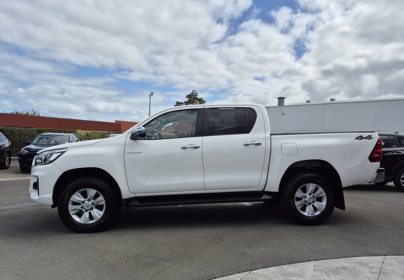 2020 Toyota Hilux SR5 2.8DT Automatic 4WD Doubl... image 5